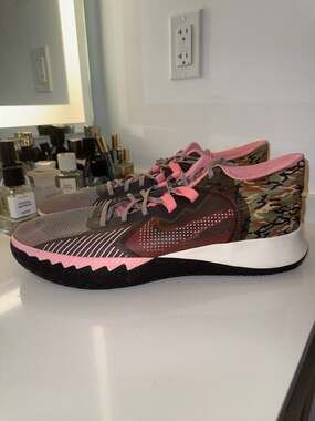 Nike Kyrie Flytrap 5 Moon Fossil Pink Gaze Camo Basketball Shoes CZ4100-005